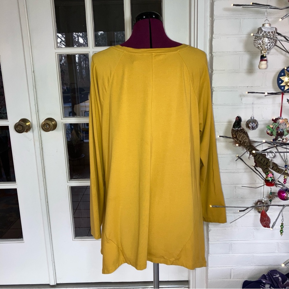 Isaac Mizrahi Yellow Tunic Top - Picture 4 of 7